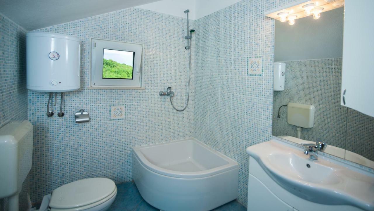 Holiday Home Koprivno Ngoại thất bức ảnh