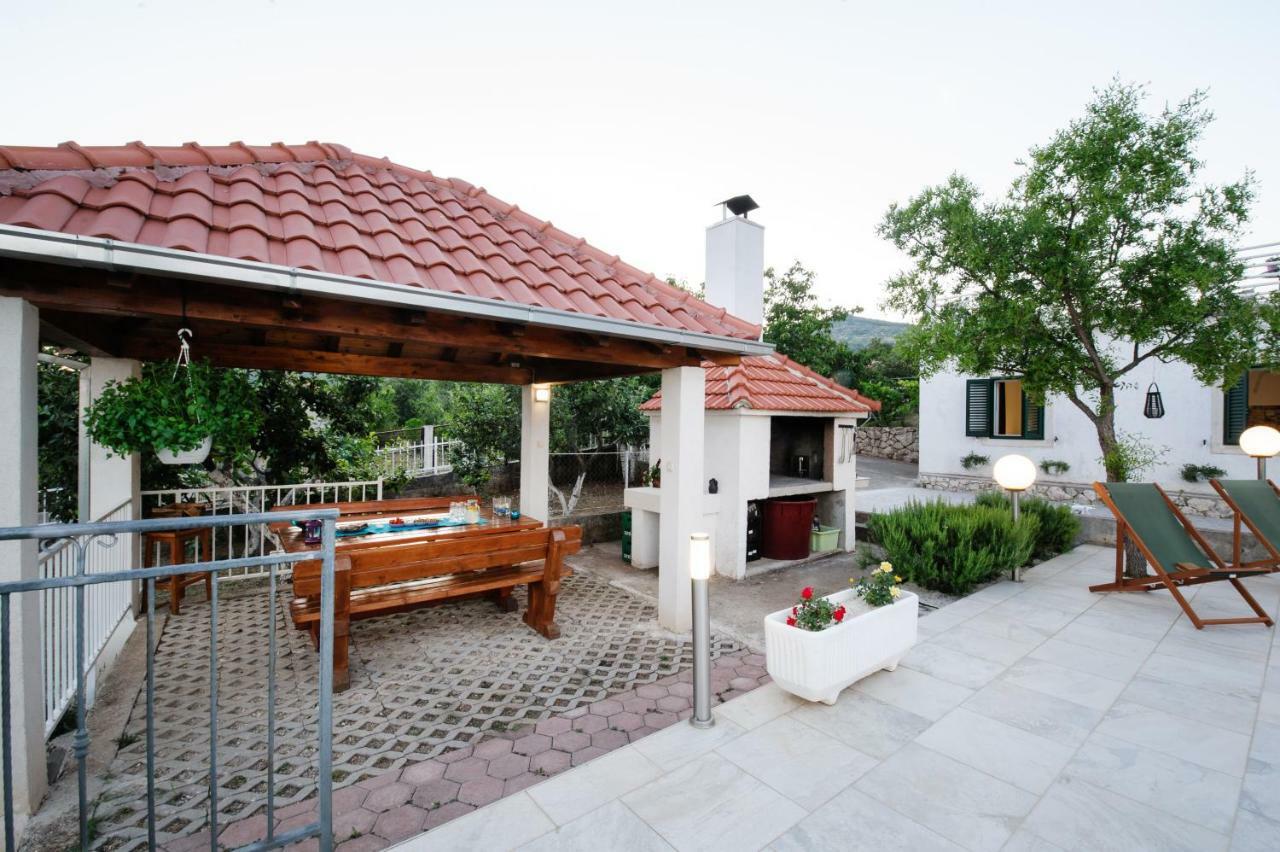 Holiday Home Koprivno Ngoại thất bức ảnh