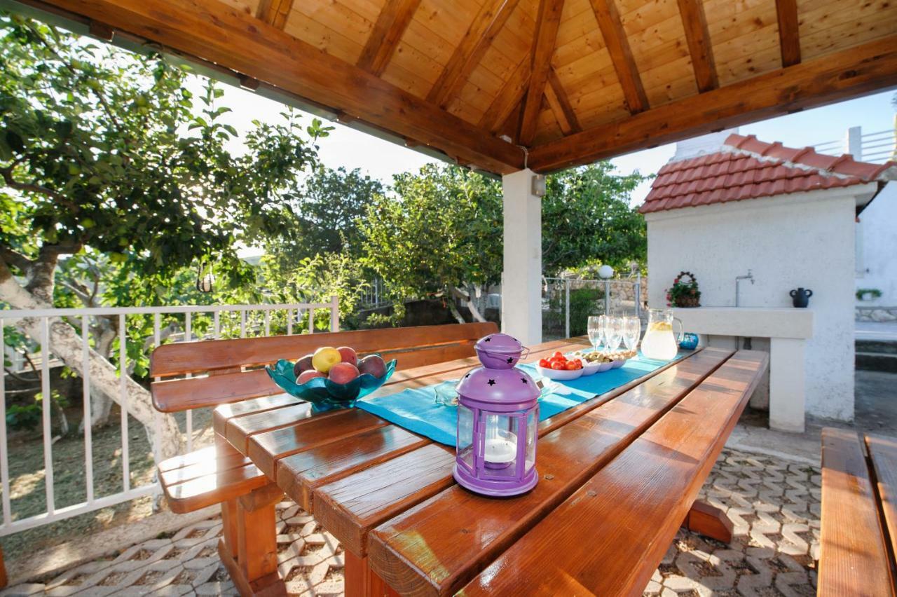 Holiday Home Koprivno Ngoại thất bức ảnh
