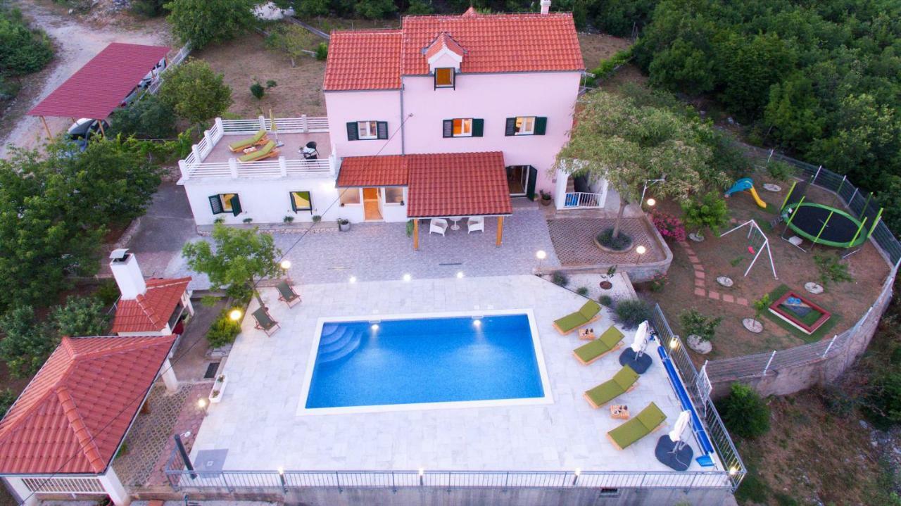 Holiday Home Koprivno Ngoại thất bức ảnh